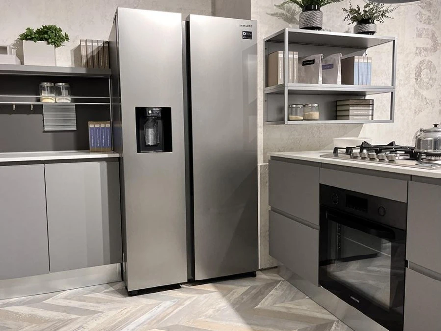 Cucina con Isola Creo Kitchens JEY FEEL