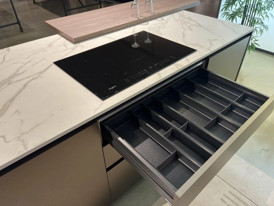 Cucina con Isola Stosa Cucine Metropolis