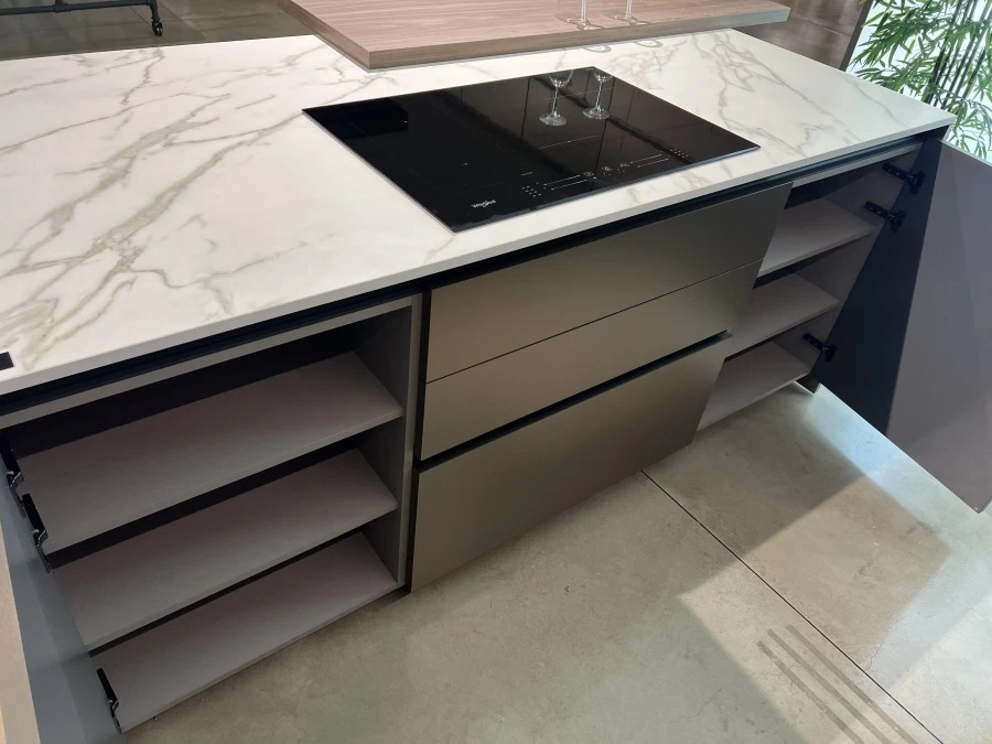 Cucina con Isola Stosa Cucine Metropolis
