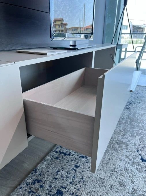 soggiorno I-Modulart di Presotto Italia incarna l'eleganza contemporanea e la personalizzazione su misura.