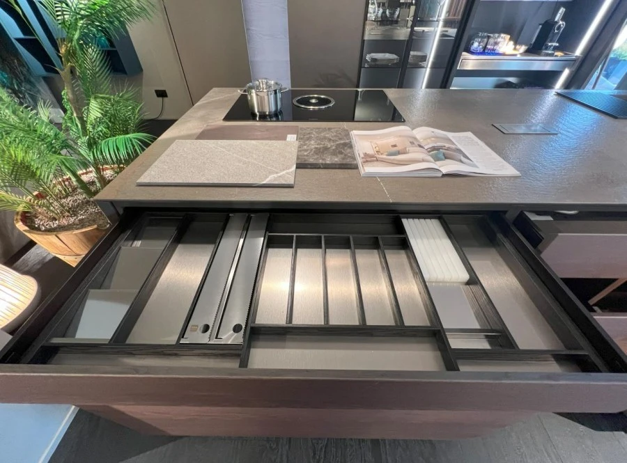Cucina con Isola Key SLIM e KU45