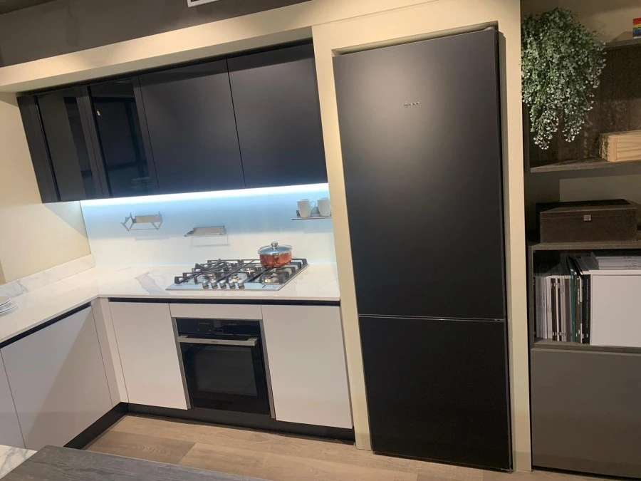 Cucina con penisola Forma 2000 TREND LINEA