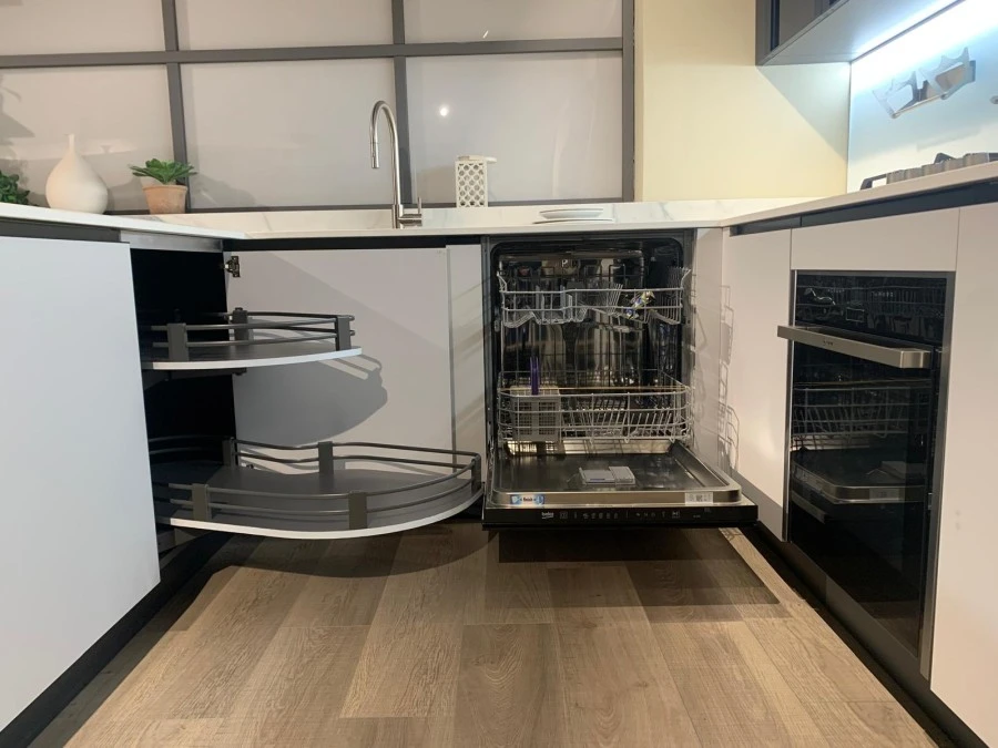 Cucina con penisola Forma 2000 TREND LINEA