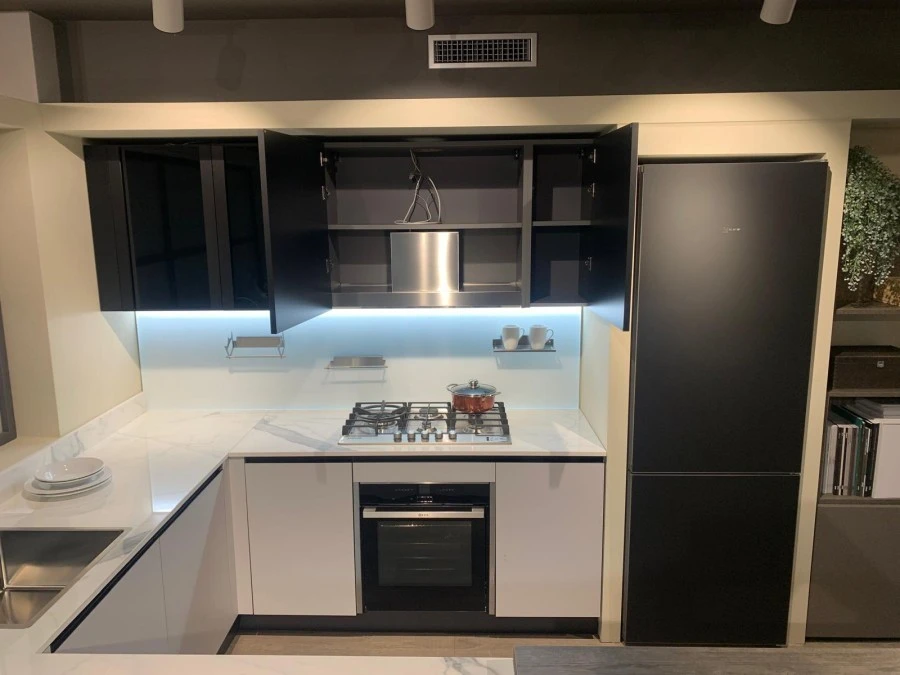 Cucina con penisola Forma 2000 TREND LINEA