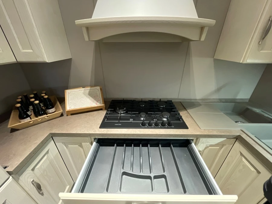 Cucina angolare Scavolini Madeleine