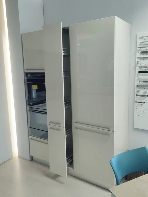 Cucina con penisola GM Cucine modello 22