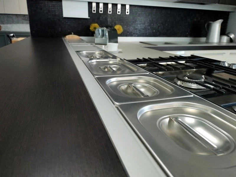 Cucina con penisola GM Cucine modello 22