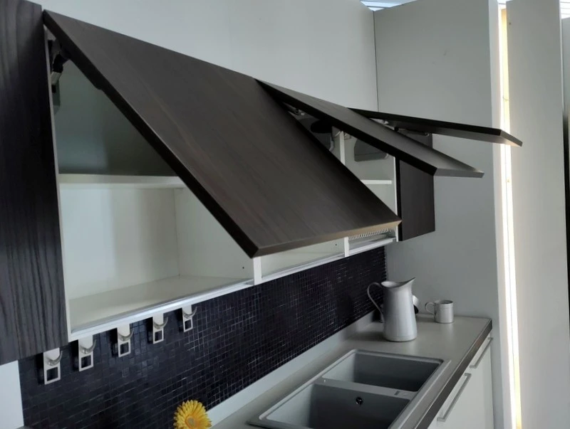 Cucina con penisola GM Cucine modello 22
