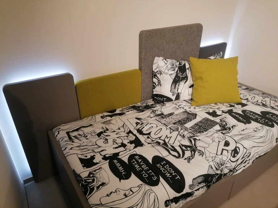 Letto singolo Clever Turca Sago con pannelli WALL