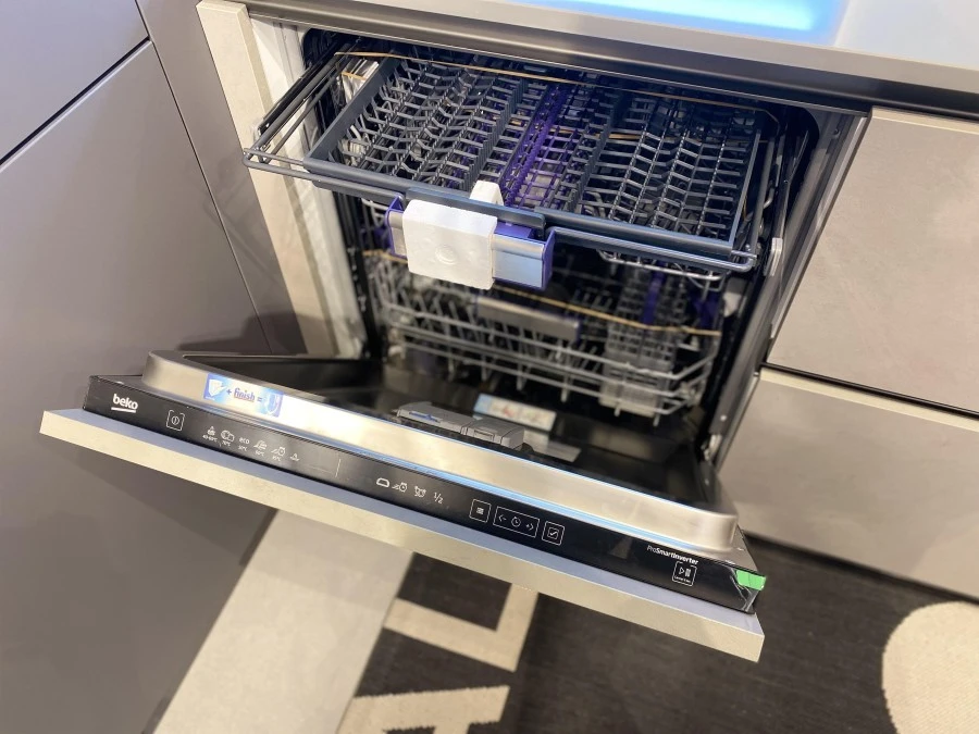 Cucina angolare Veneta Cucine Start Time J