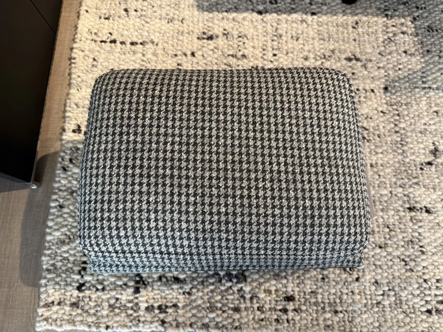 Pouf B&B Italia Mirto indoor