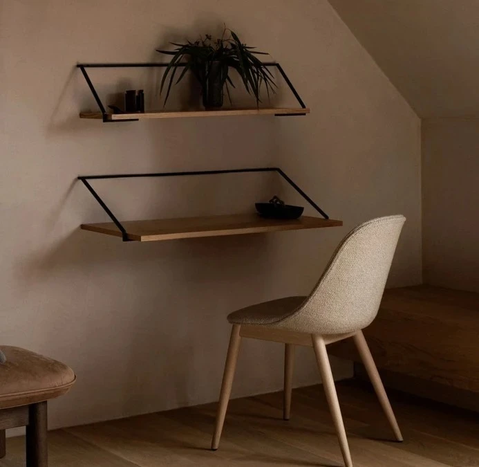 Scrittoio Audo Copenhagen Rail Shelf