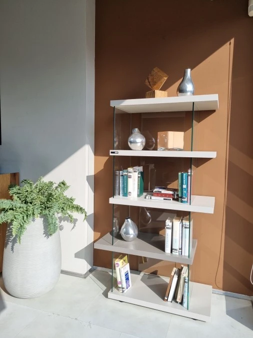 Piccola libreria Lago AIR