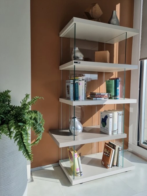 Piccola libreria Lago AIR