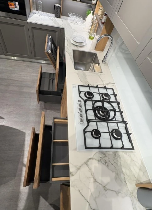 Cucina angolare Veneta Cucine MILANO