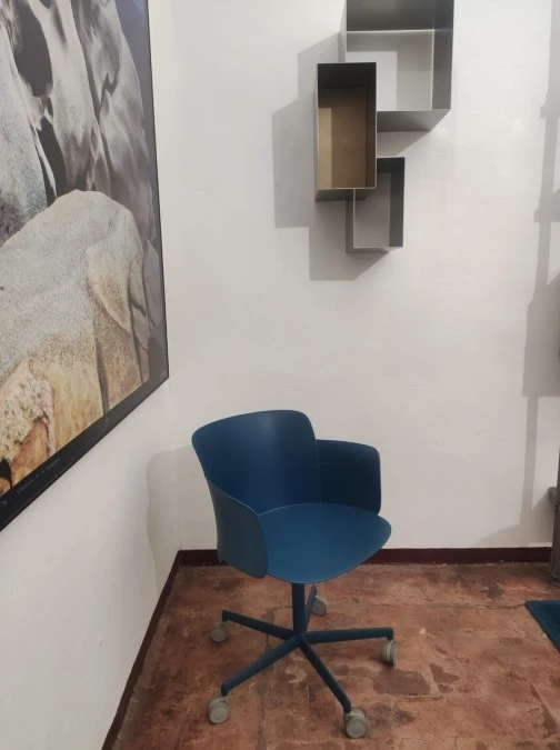 Sedia con braccioli Desalto Paper