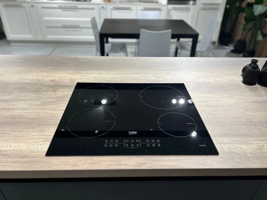 Cucina con Isola Stosa Cucine Kaya e Sveva