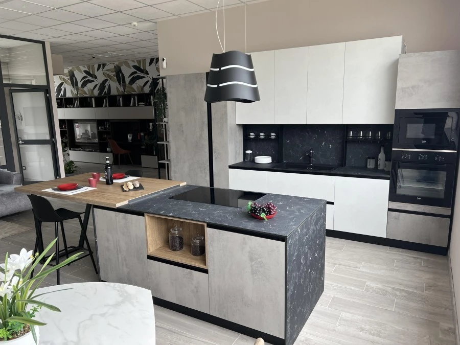 Cucina con Isola Colombini LINEA