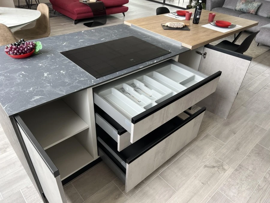 Cucina con Isola Colombini LINEA