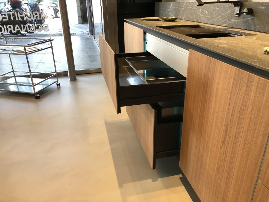 Cucina lineare Valcucine Artematica Noce canaletto