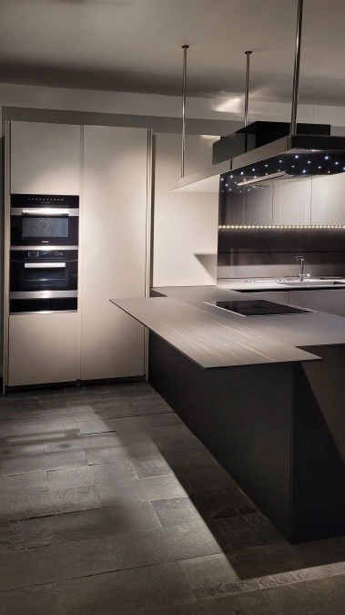 Cucina con penisola Modulnova MH6