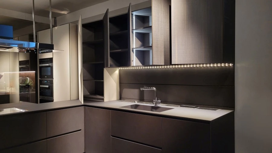 Cucina con penisola Modulnova MH6