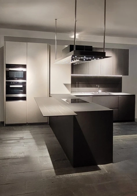 Cucina con penisola Modulnova MH6