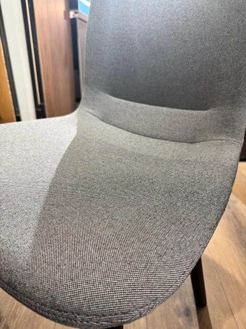Sedia senza braccioli Vitra Hal soft wood