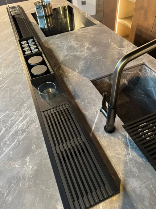 Cucina con Isola Poliform ALEA PRO