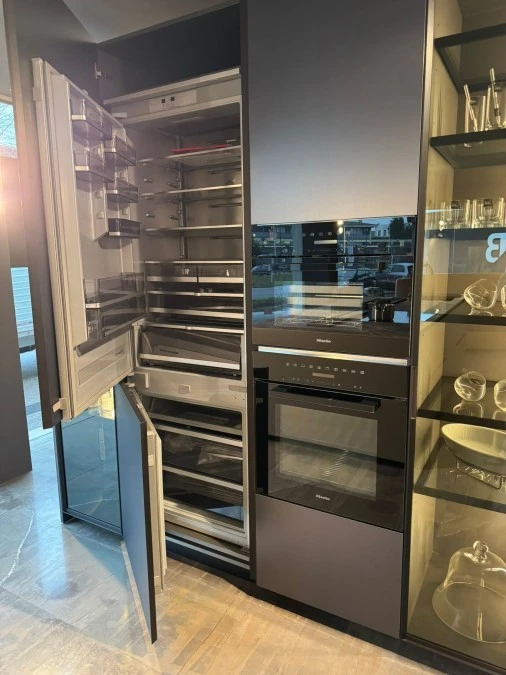 Cucina con Isola Poliform ALEA PRO