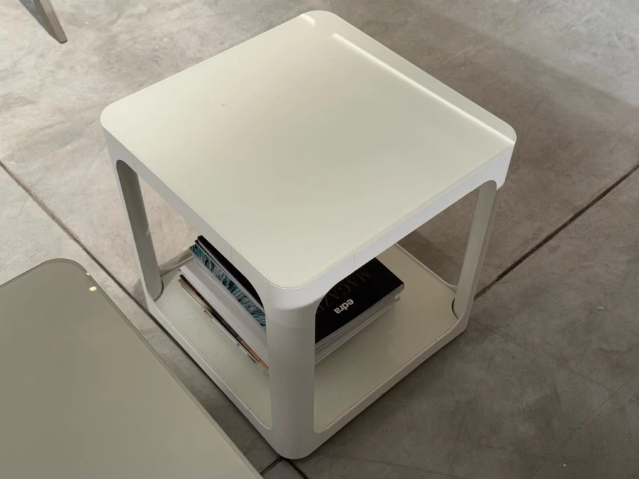 Tavolino quadrato Rimadesio Sixty