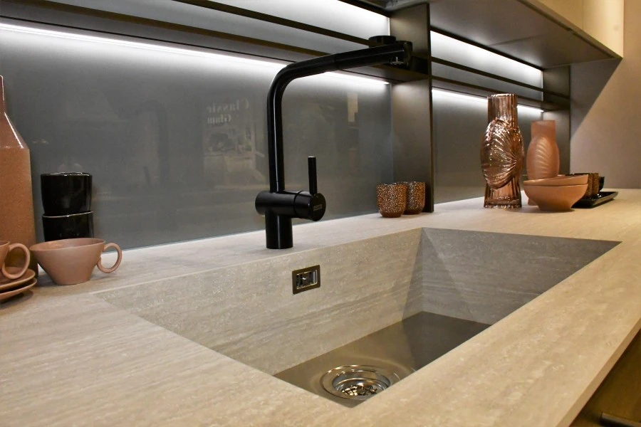 Cucina con Isola Stosa Cucine CITY - INFINITY