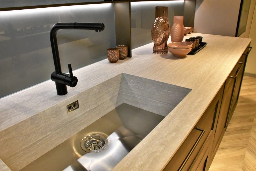 Cucina con Isola Stosa Cucine CITY - INFINITY