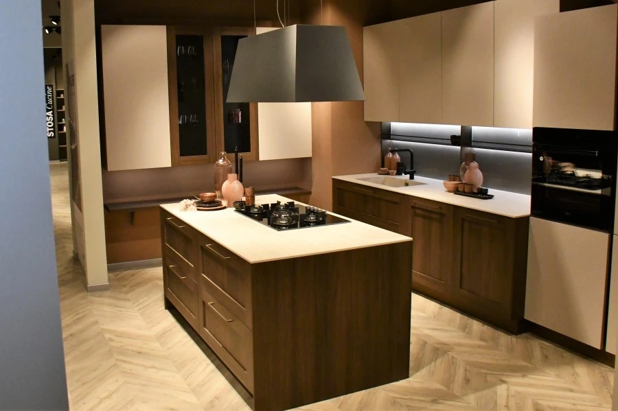 Cucina con Isola Stosa Cucine CITY - INFINITY