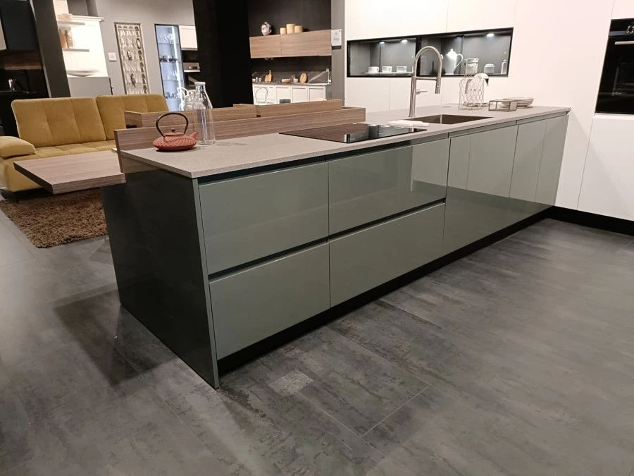 Cucina con penisola Arredo3 Wega