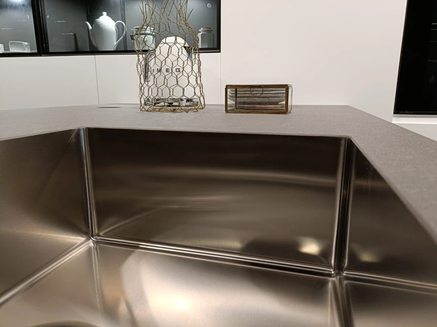 Cucina con penisola Arredo3 Wega
