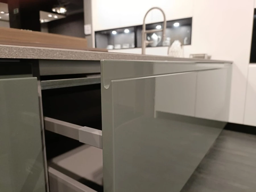 Cucina con penisola Arredo3 Wega