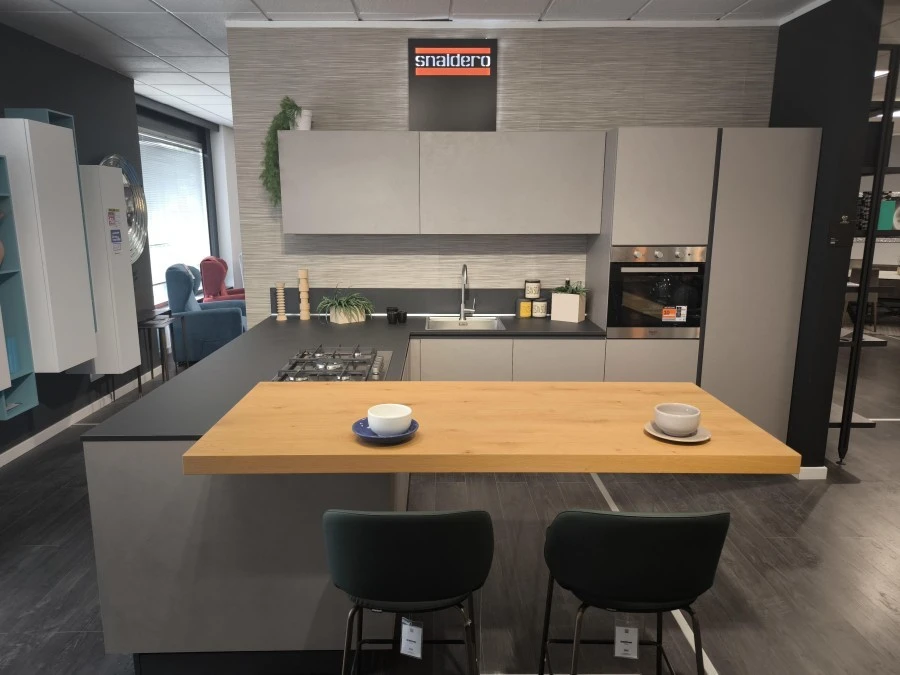 Cucina con penisola Snaidero way
