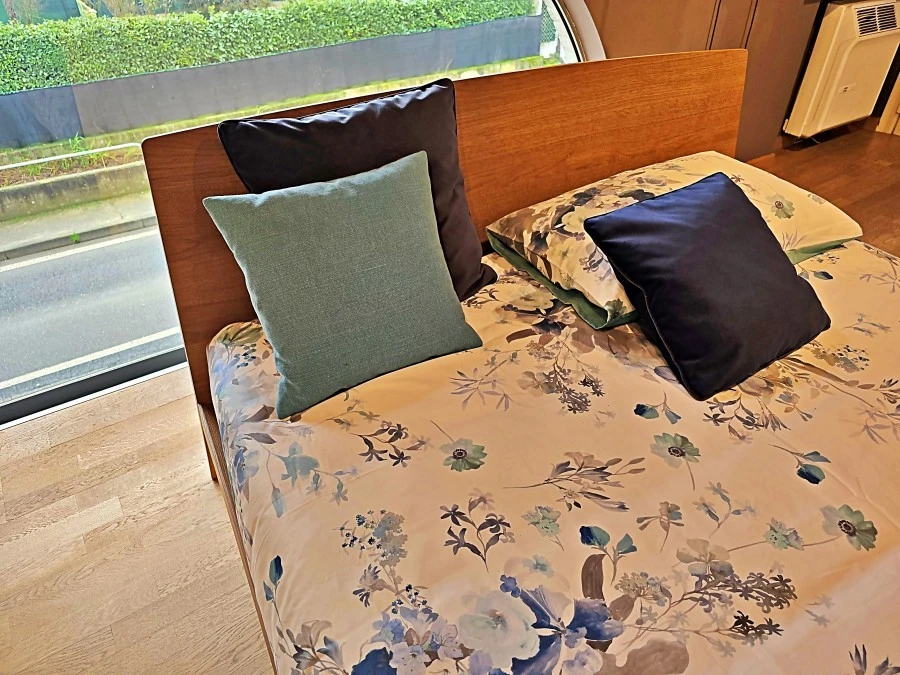 Letto matrimoniale Novamobili Siri