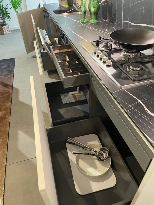Cucina lineare Ernestomeda One 80