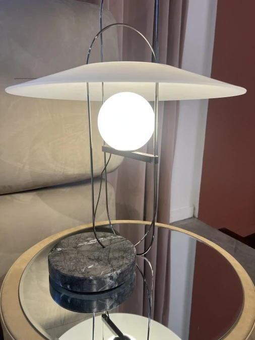 Lampada da tavolo FontanaArte Setareh