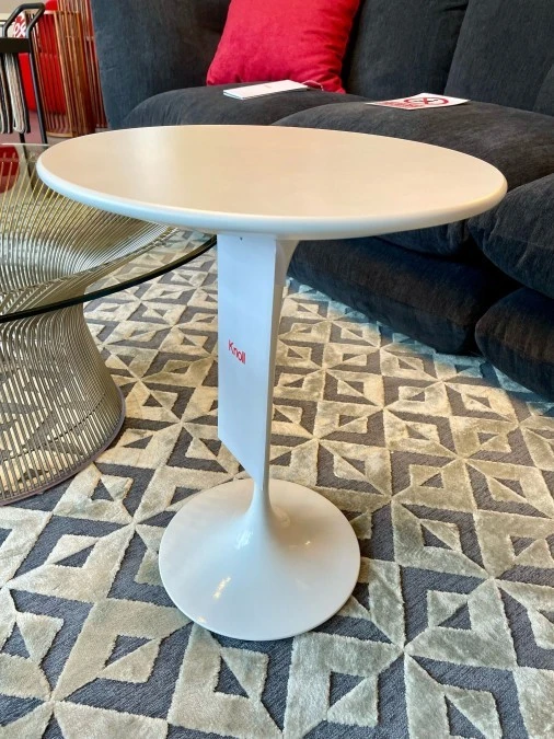 Tavolino rotondo Knoll Saarinen tavolino