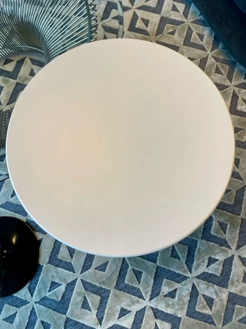 Tavolino rotondo Knoll Saarinen tavolino