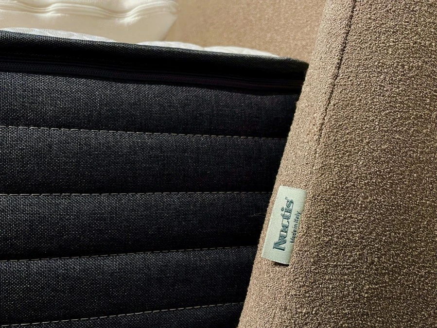 Letto matrimoniale con contenitore Noctis Spa Hello