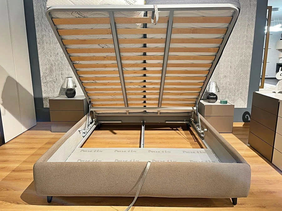 Letto matrimoniale con contenitore Noctis Spa Hello