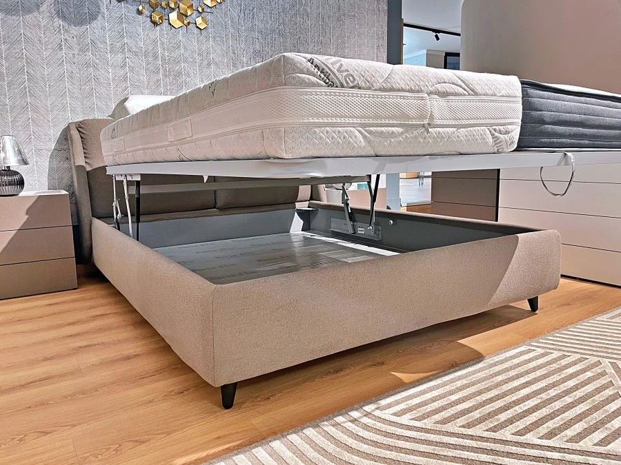 Letto matrimoniale con contenitore Noctis Spa Hello