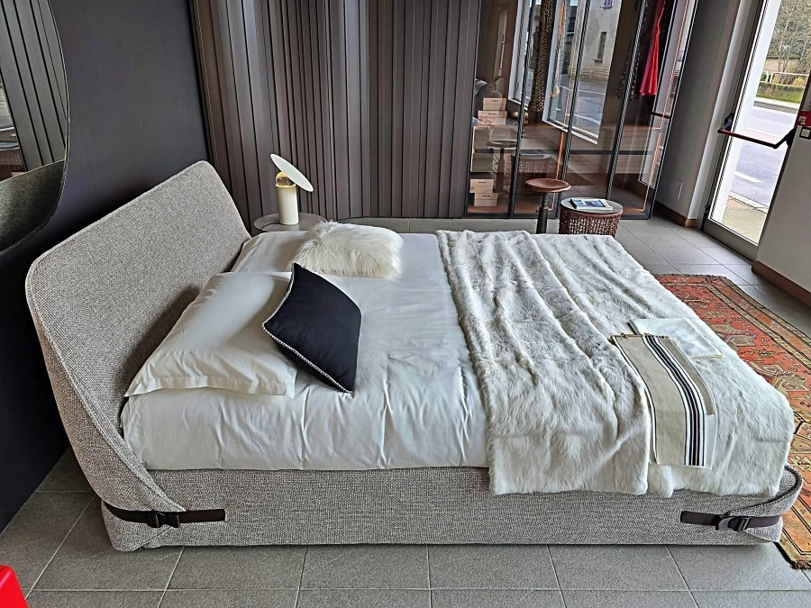 Letto matrimoniale Novamobili Tape