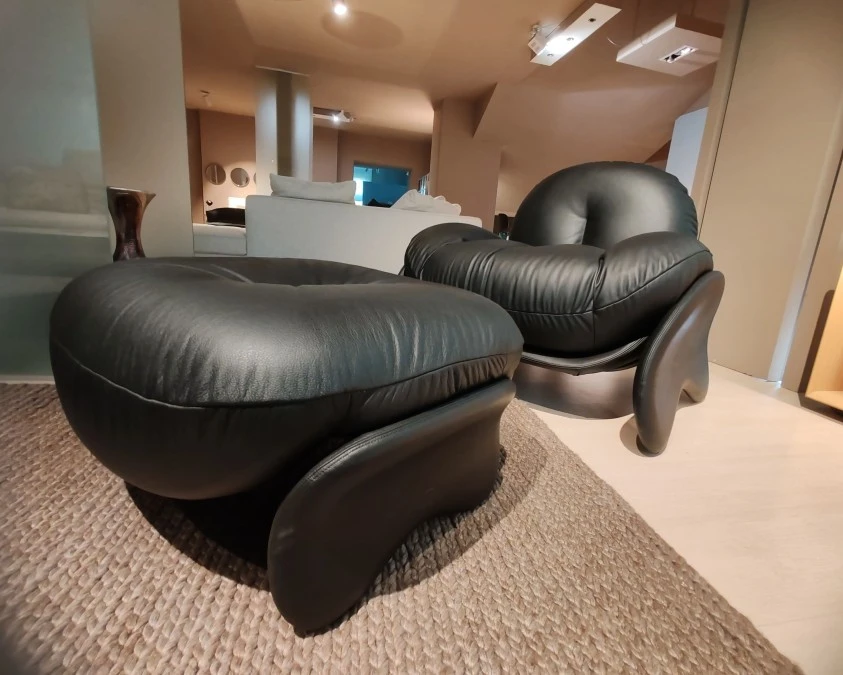 Poltrona con pouf Poltrona Frau Squash