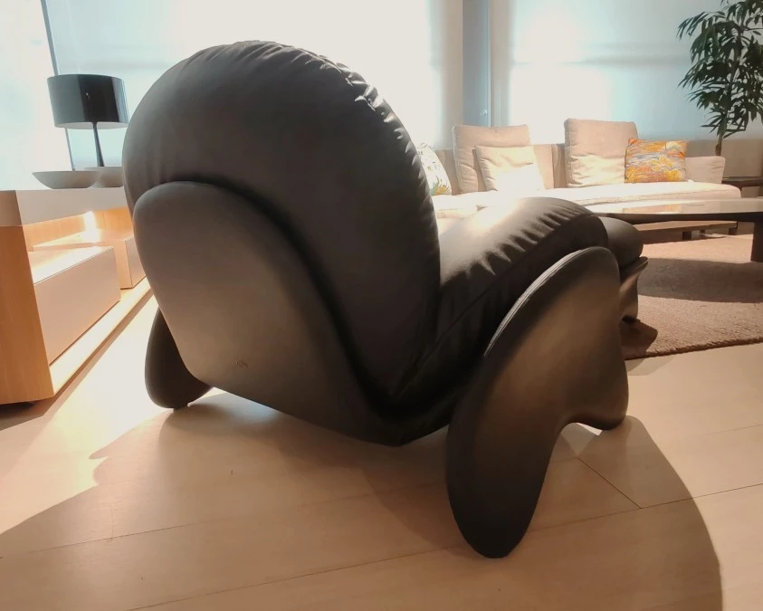 Poltrona con pouf Poltrona Frau Squash