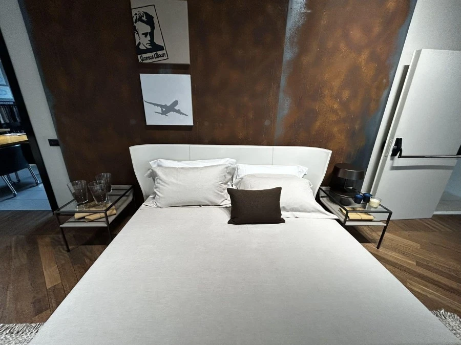 Comodino B&B Italia Quiet Lines